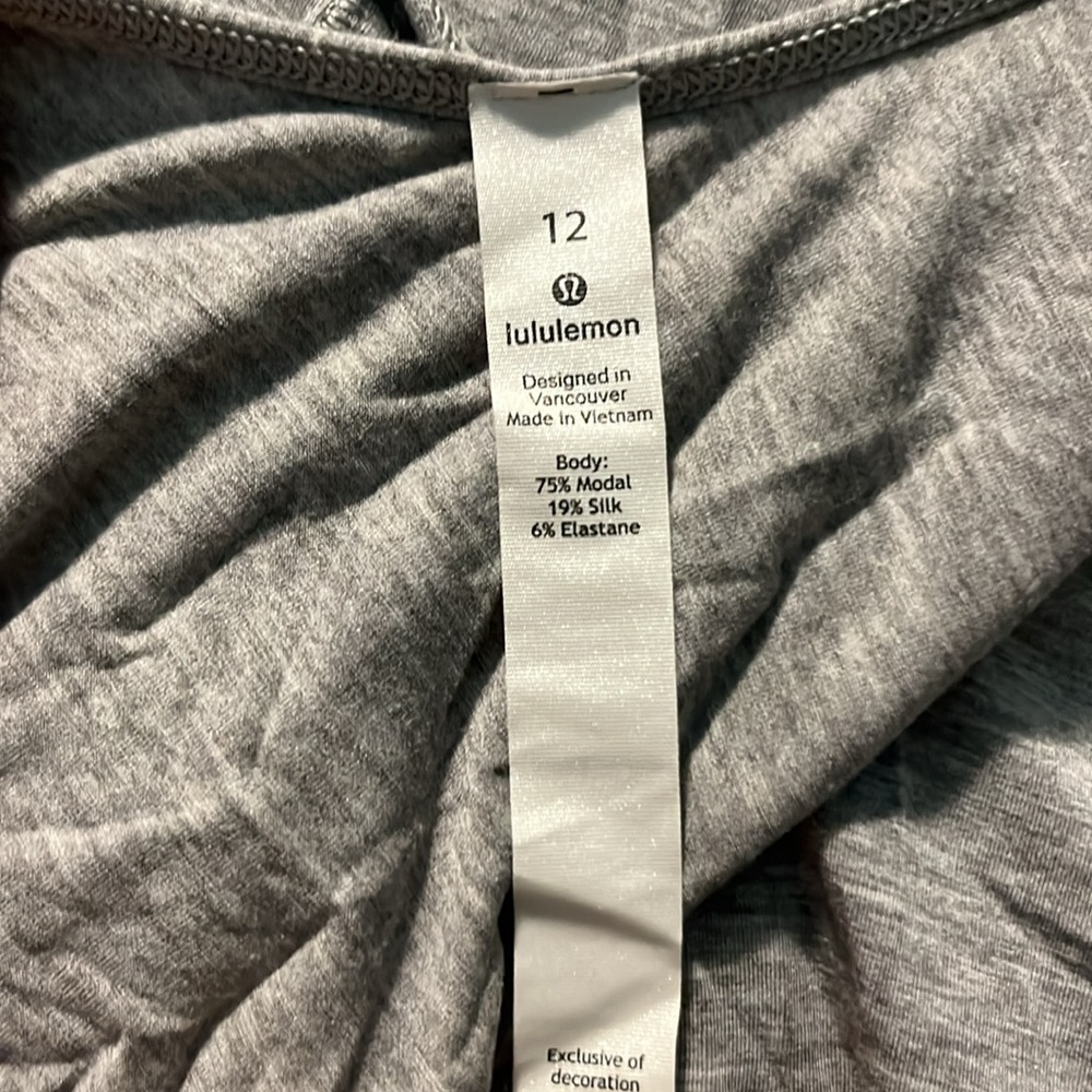 LuluLemon Wrap Tank - Picture 3 of 4